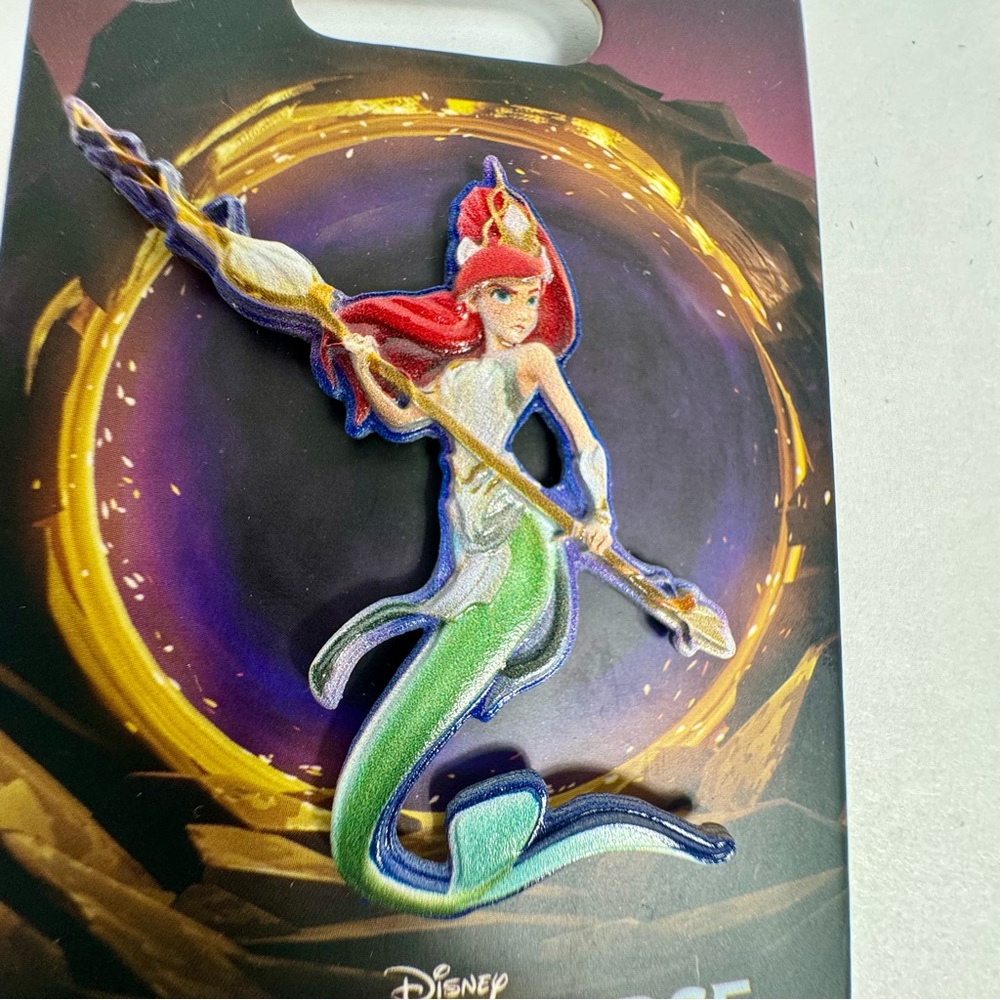 NWT. Ariel The Little Mermaid Disney Mirrorverse LR Pin
